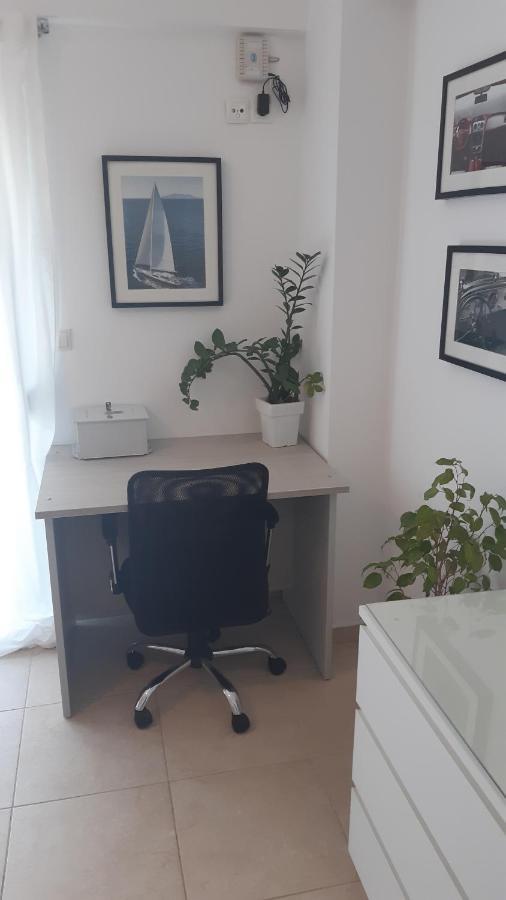 Villa Maria Louiza Near Airport Artemida  Dış mekan fotoğraf