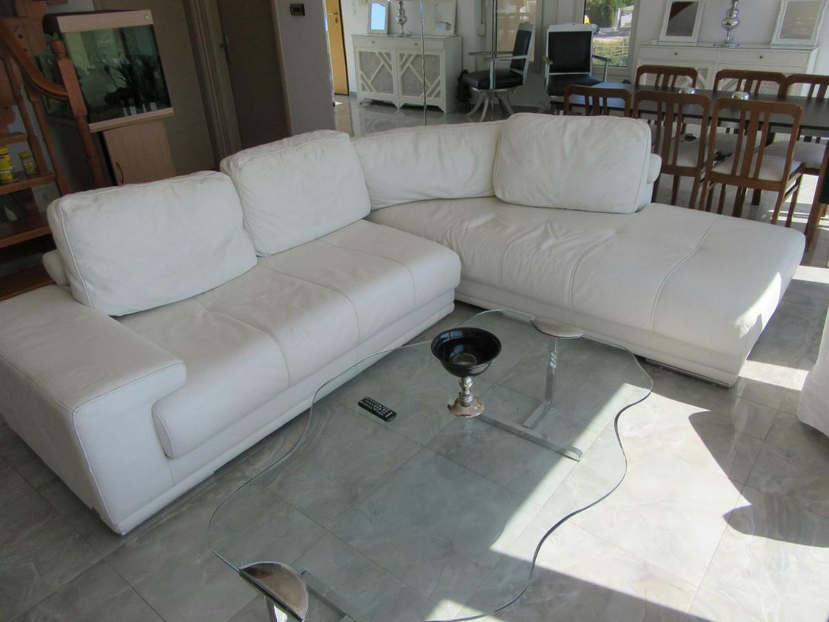 Villa Maria Louiza Near Airport Artemida  Dış mekan fotoğraf