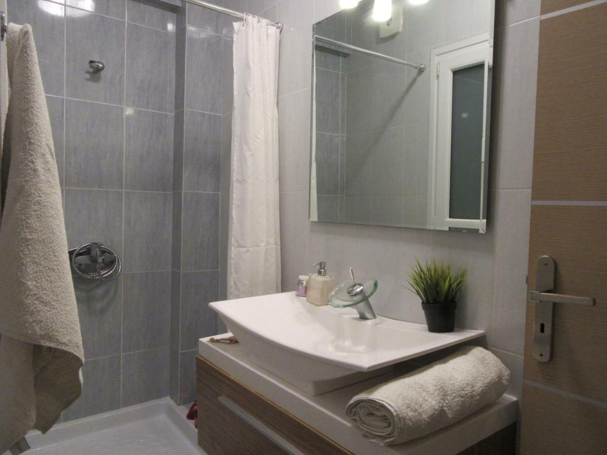 Villa Maria Louiza Near Airport Artemida  Dış mekan fotoğraf